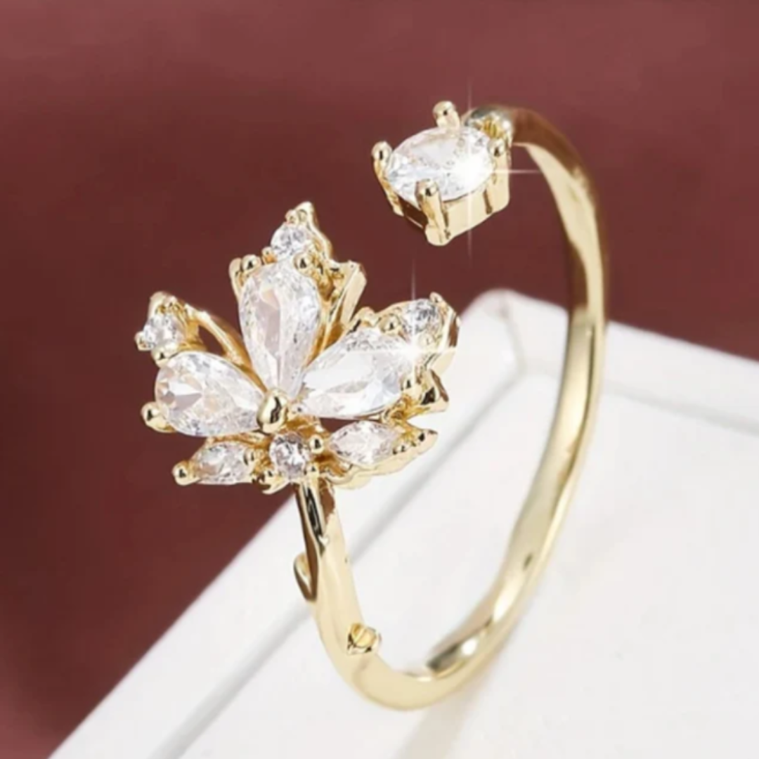 Anel de Ouro com Folha de Cristal