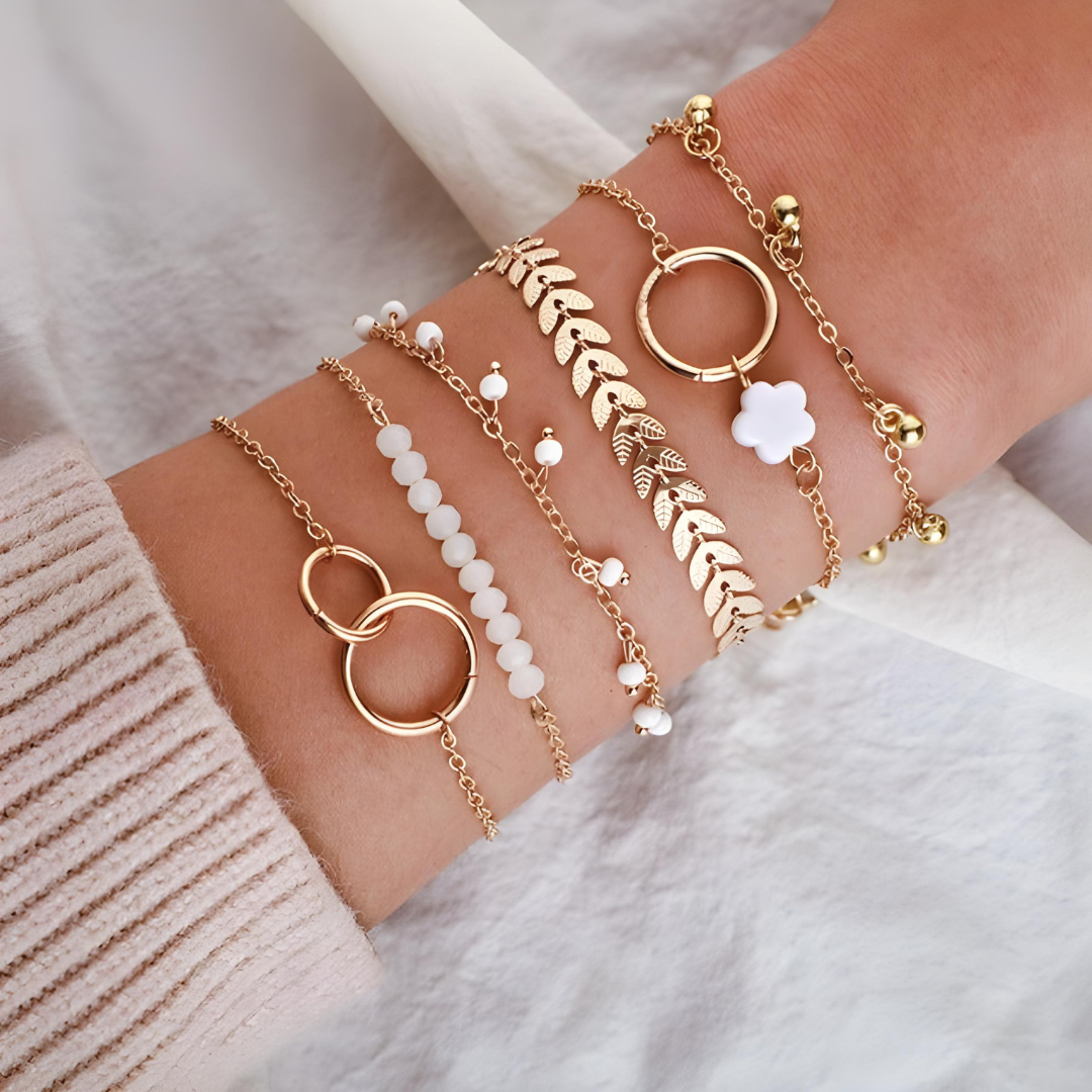 PACOTE DE BRACELETES DOURADOS VINTAGE