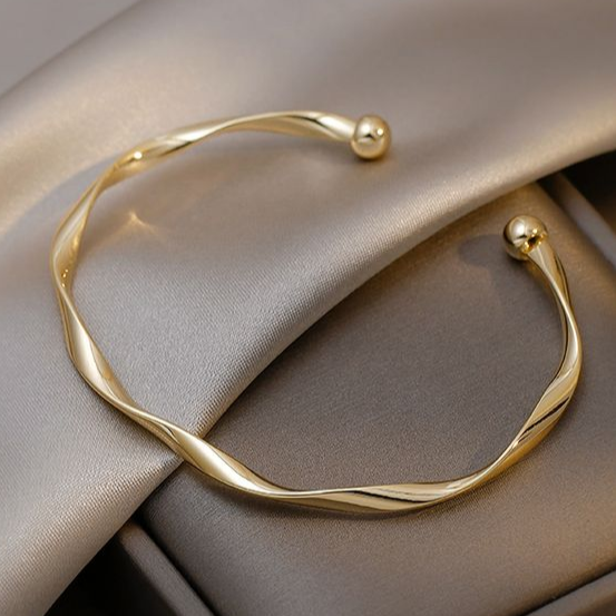 Bracelete Dourado Elegante