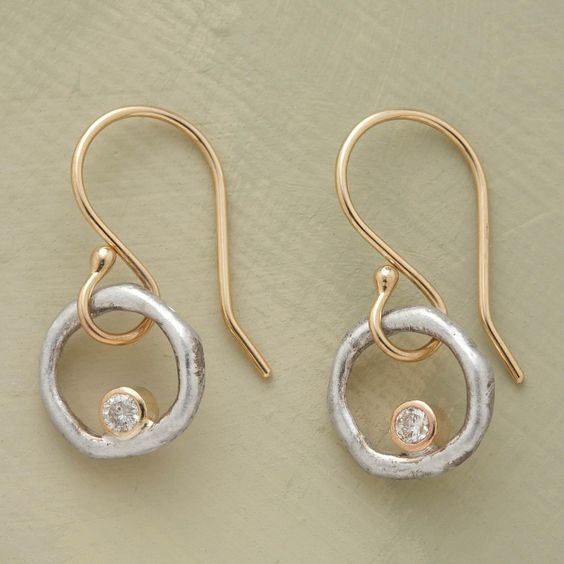 Brincos Vintage Laura com Zircônia