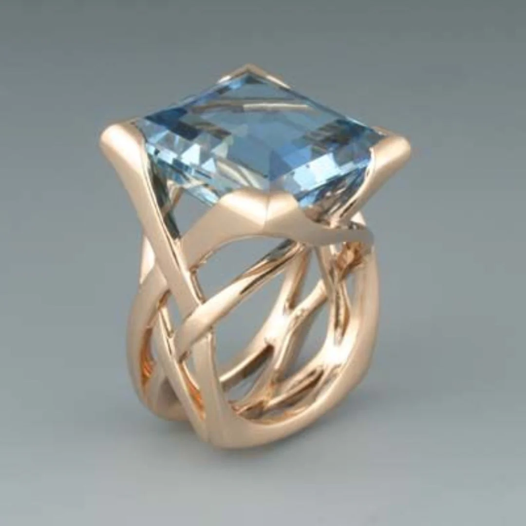 Anel Vintage em Ouro Rosa com Zircônia Azul
