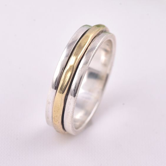 Anel vintage em ouro fino e prata