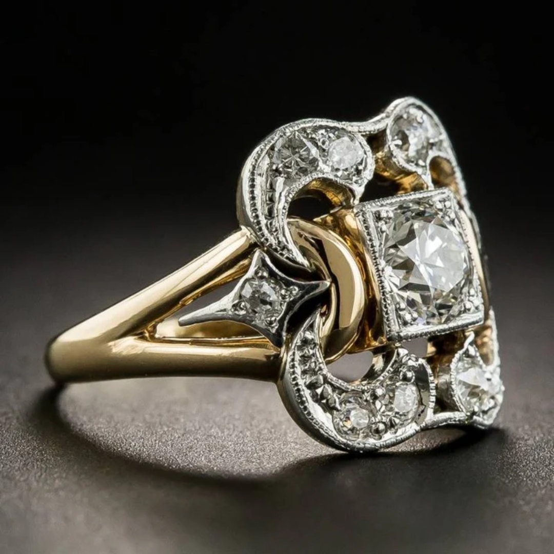 Anel Vintage Dourado com Zircônia