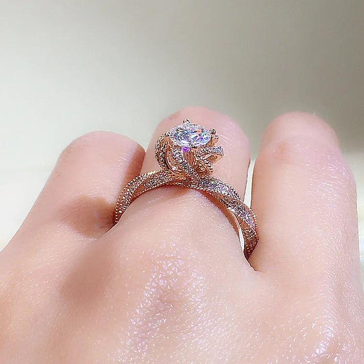 Anel grande de zircônia elegante da rainha rosa