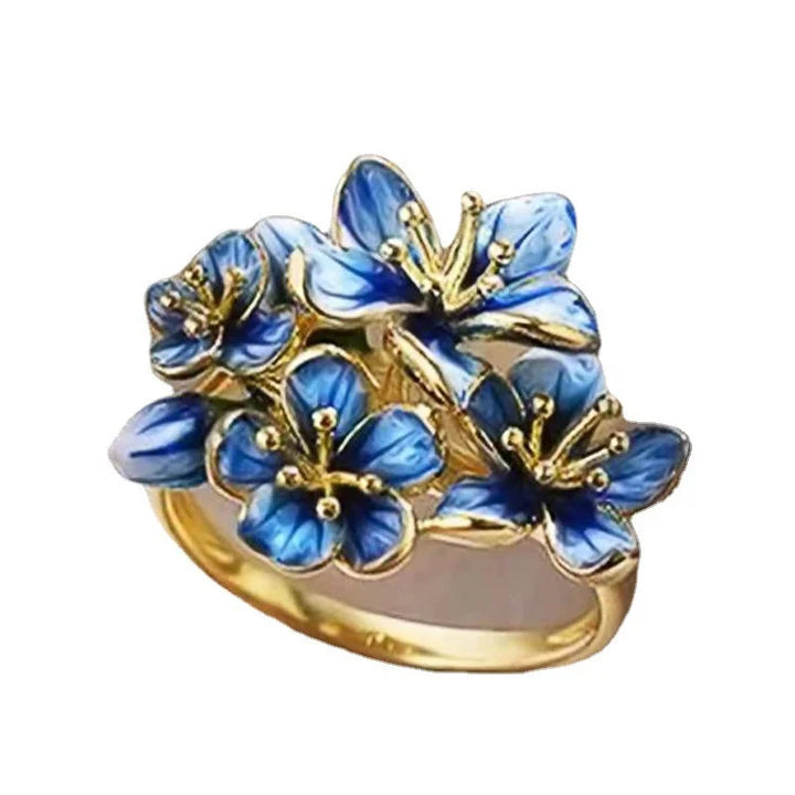 Anel entrelaçado de flores desabrochando