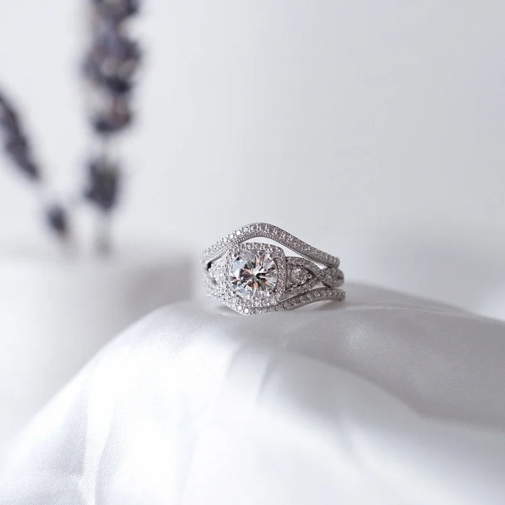 Aliança de casamento com diamantes criados em corte redondo para noivas