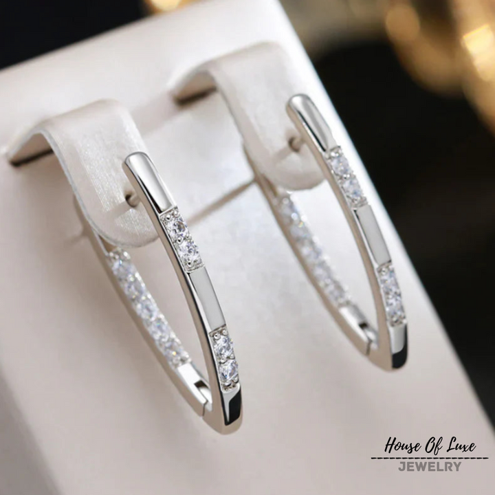 Elegantes Brincos de Zircônia em Ouro