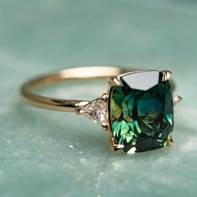 Anel Vintage Inspirado em Pedra Verde