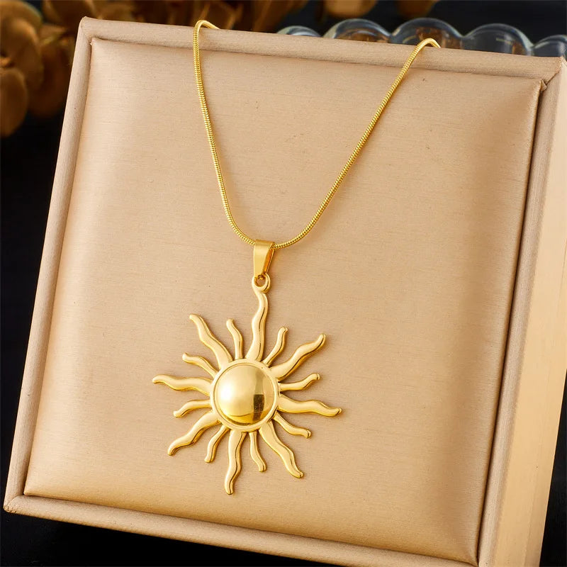 2024 Novo Colar de Pingente Solar de Moda em Aço Inoxidável 316L Dourado para Mulheres e Meninas - Joia Estilosa de Presente