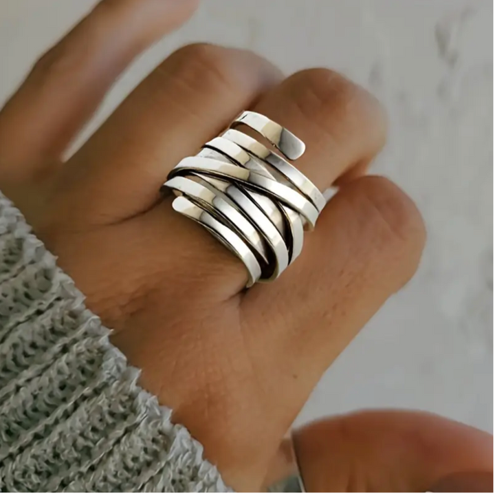 Bliss - Anel Vintage Espesso em Prata