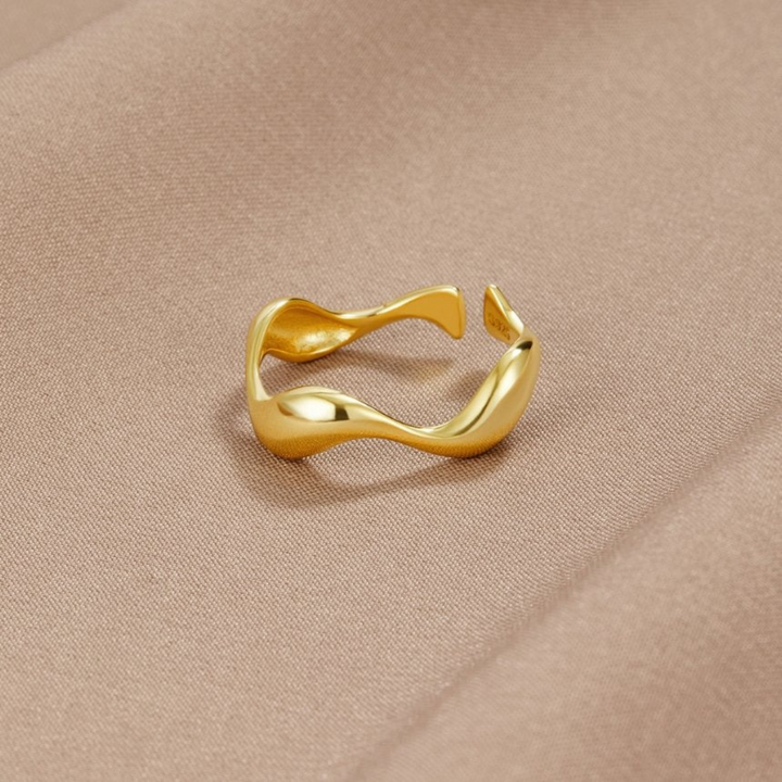 Elegante Anel de Onda