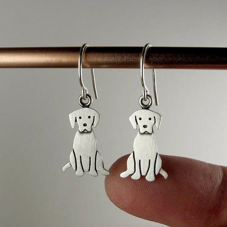 Brincos pequenos de Golden Retriever