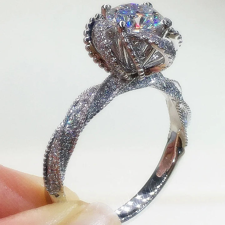 Anel grande de zircônia elegante da rainha rosa