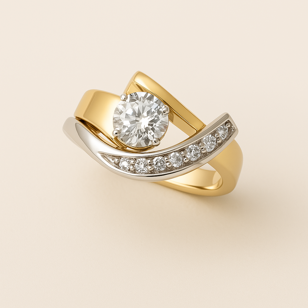 Anel Vintage Irregular de Ouro e Prata com Zircônia
