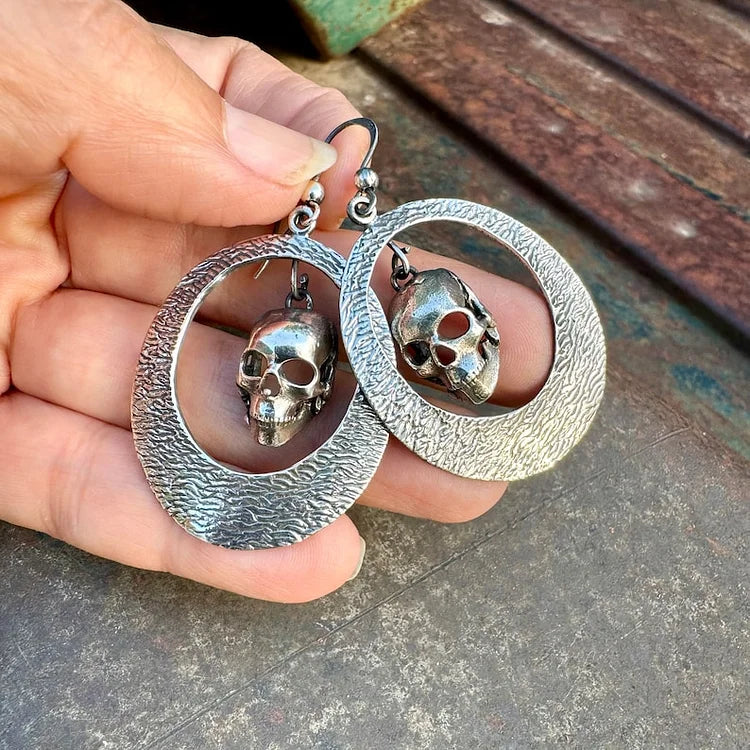Brincos de argola vintage de esqueleto de calavera de prata