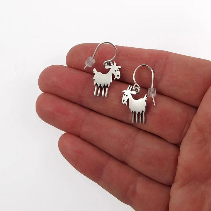 Brincos de cabra minúsculos