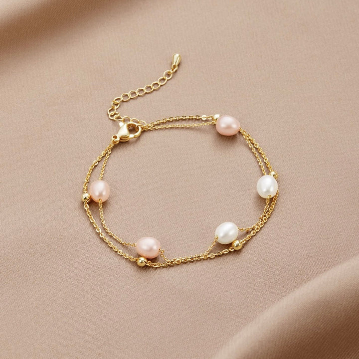Pulseira em Camadas com Pérolas de Água Doce