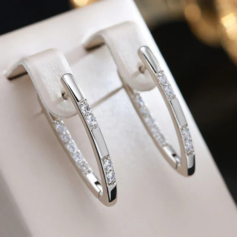 Brincos Elegantes de Zircônia