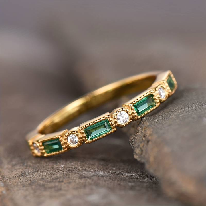 Anel de Ouro Alex com Inlay de Zircônia Verde