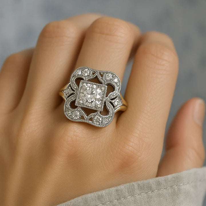 Anel de Ouro Vintage com Zircônia