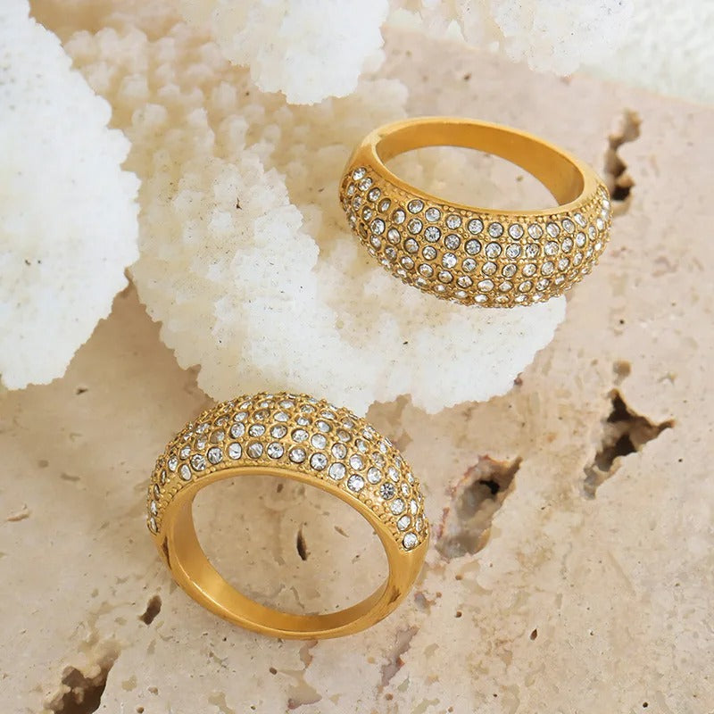 Anel vintage com zirconia incrustada Marseille