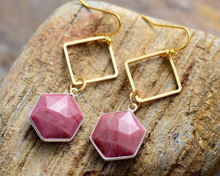 Brincos em Forma de Losango com Rodonita Rosa Natural