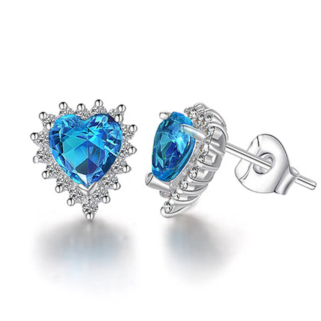 Conjunto Prateado Saphira Vale com Cristais em Forma de Coração Azul