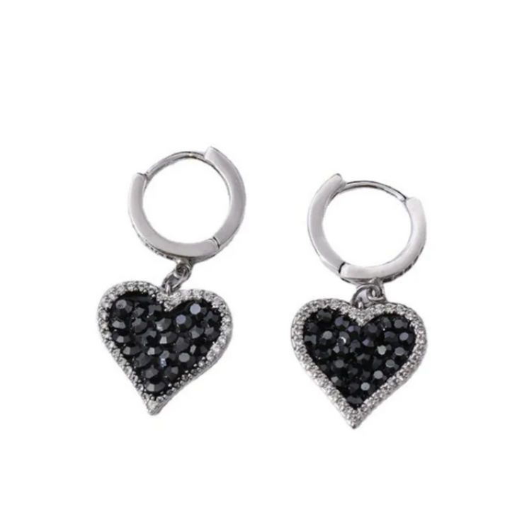 Brincos de Coração Preto com Brilho de Diamante