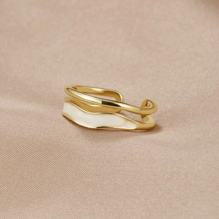 Anel Dourado Sahara em Camadas