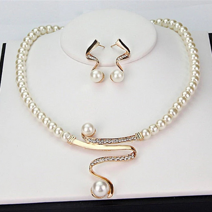 Conjunto Colar + Brincos de Pérolas Naturais